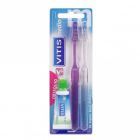 Medium adult toothbrush 2-pack